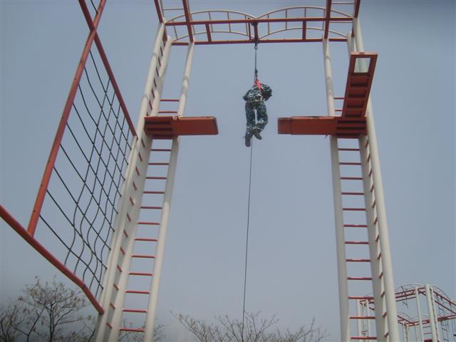 高空断桥